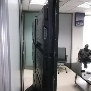 Loading...